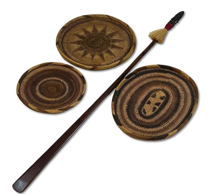 Lot 102 - 3 Woven Tray and Papua New Guinea Spear.