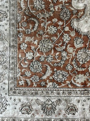 Lot 130 - Intricate Silk Rug.