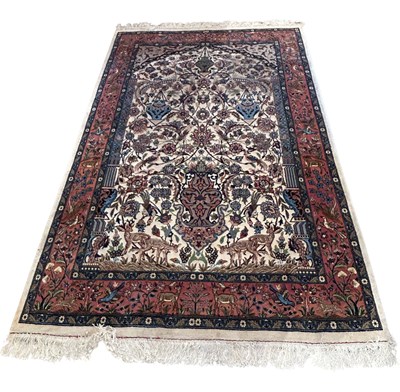 Lot 135 - Handmade Wool Rug from Pakistan.