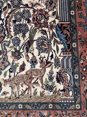 Lot 135 - Handmade Wool Rug from Pakistan.