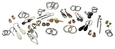 Lot 185 - A Collection of Gold Earrings.