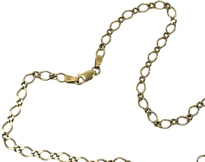Lot 265 - Figaro link Chain.
