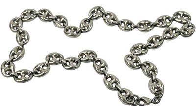 Lot 259 - A Chunky Puffed Anchor Link Chain Necklace.