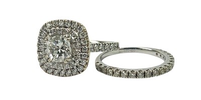 Lot 235 - Delightful Diamond Cluster Ring.