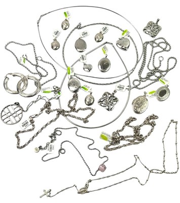 Lot 197 - An Array of Silver Jewellery Pieces.