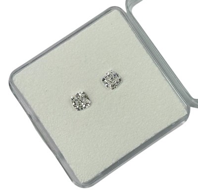 Lot 291 - 1.01CT Cushion Cut Diamonds.