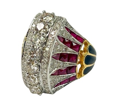 Lot 230 - Impactful Diamond Dress Ring.
