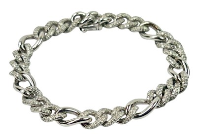 Lot 211 - A Stylish Diamond Bracelet.