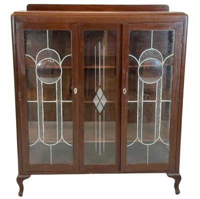 Lot 115 - Art Deco Style Display Cabinet.