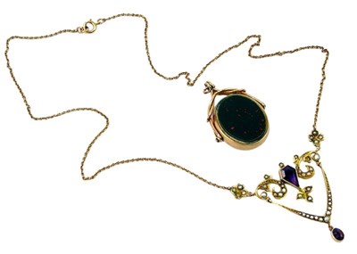 Lot 245 - An Amethyst & Seed Pearl Necklet, with a Bloodstone & Agate Fob Pendant.
