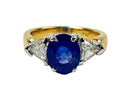 Lot 278 - Sapphire & Diamond Ring.