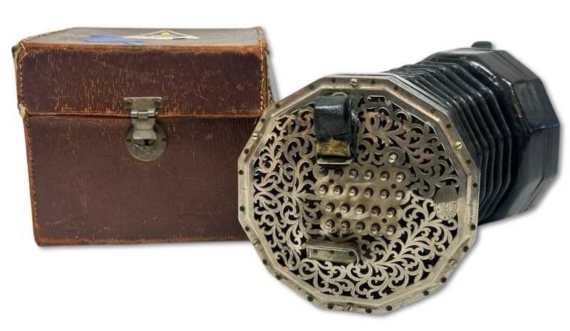 Lot 160 - Lachenal & Co. The Edeophone Concertina 60266.