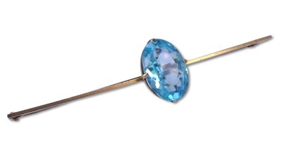 Lot 227 - Yellow Gold Brooch.