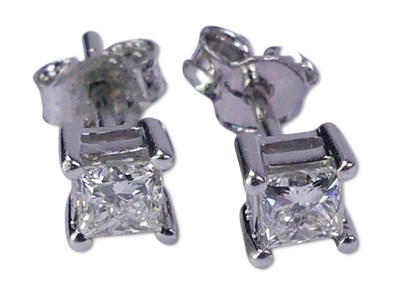 Lot 286 - Princess Cut Diamond Studs.