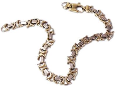 Lot 257 - An 18ct Bracelet.