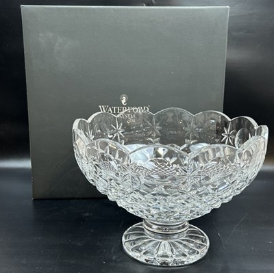 Lot 193 - Waterford Australian Heritage Collection Gem Stone Centrepiece Bowl.