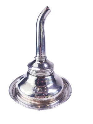 Lot 302 - Georgian Wine Pourer and Rest.