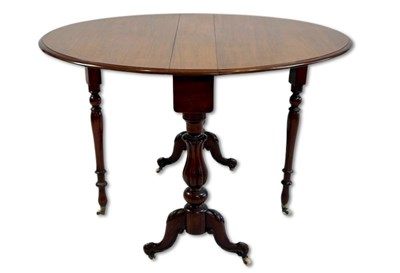 Lot 115 - Antique Drop-Leaf Sutherland Table.
