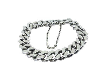 Lot 98 - Silver Curb Bracelet.