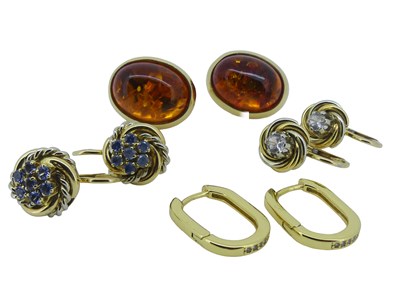 Lot 237 - Collection of Earrings.