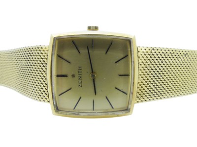 Lot 256 - Zenith Gents Dress Watch.