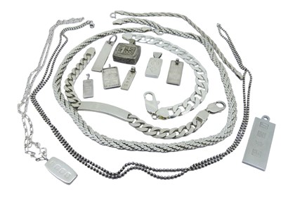 Lot 105 - A Collection of Silver Items.