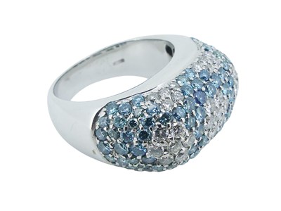 Lot 161 - Diamond Ring.