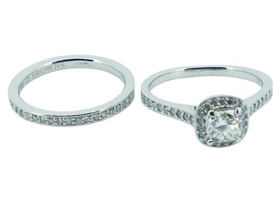 Lot 150 - Diamond Ring Cluster.