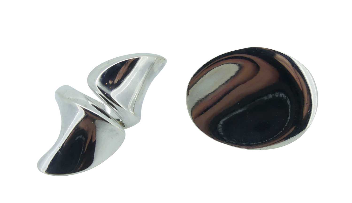 Lot 79 - Two Iconic Georg Jensen Rings.