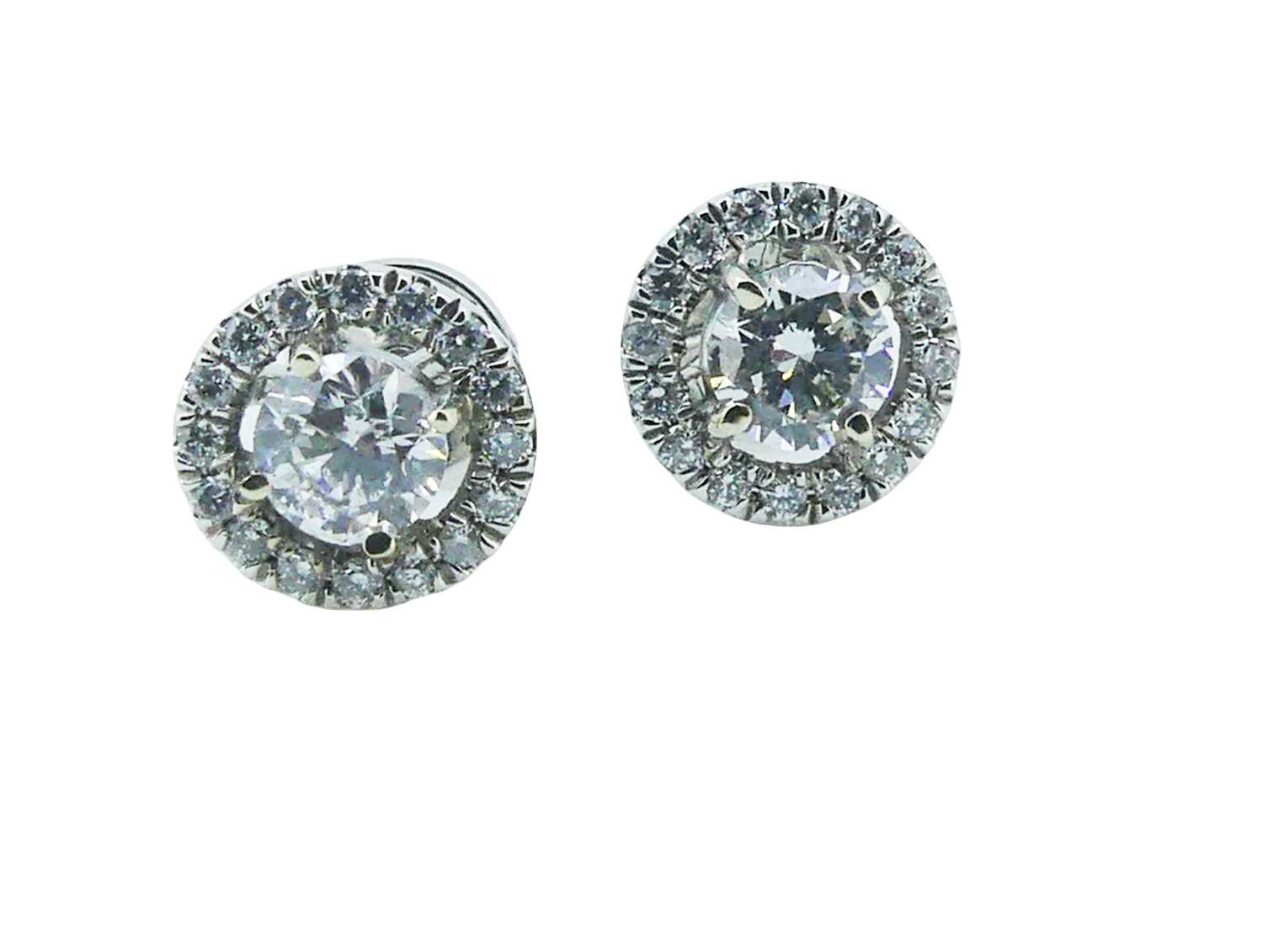 Lot 7 - White Gold Studs.