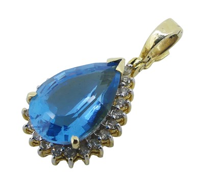 Lot 72 - Four Gem Set Items.