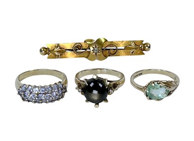 Lot 241 - A Trio of Yellow Gold Gem Set Rings & a 15ct Yellow Gold Brooch.