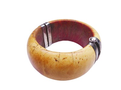 Lot 288 - Seven Ivory Items.