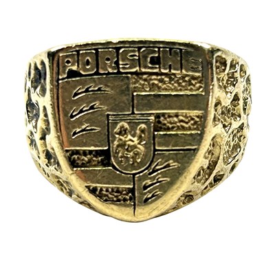 Lot 213 - 14ct Yellow Gold Gents Porsche Signet Ring.