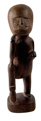 Lot 116 - A Small Papua New Guinea Carved Tribal Statue.